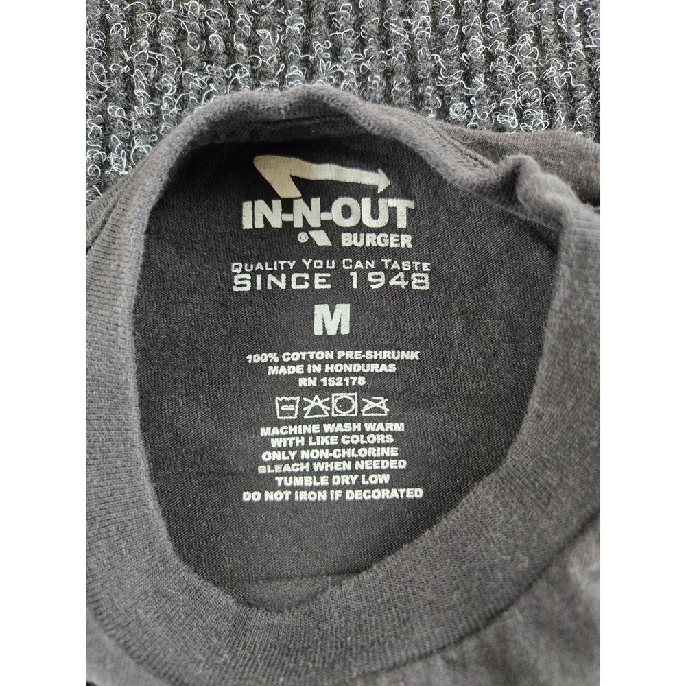 In-N-Out Burger Colorado Graphic T-Shirt Mens Medium Black Short Sleeve Mountain - Picture 3 of 9